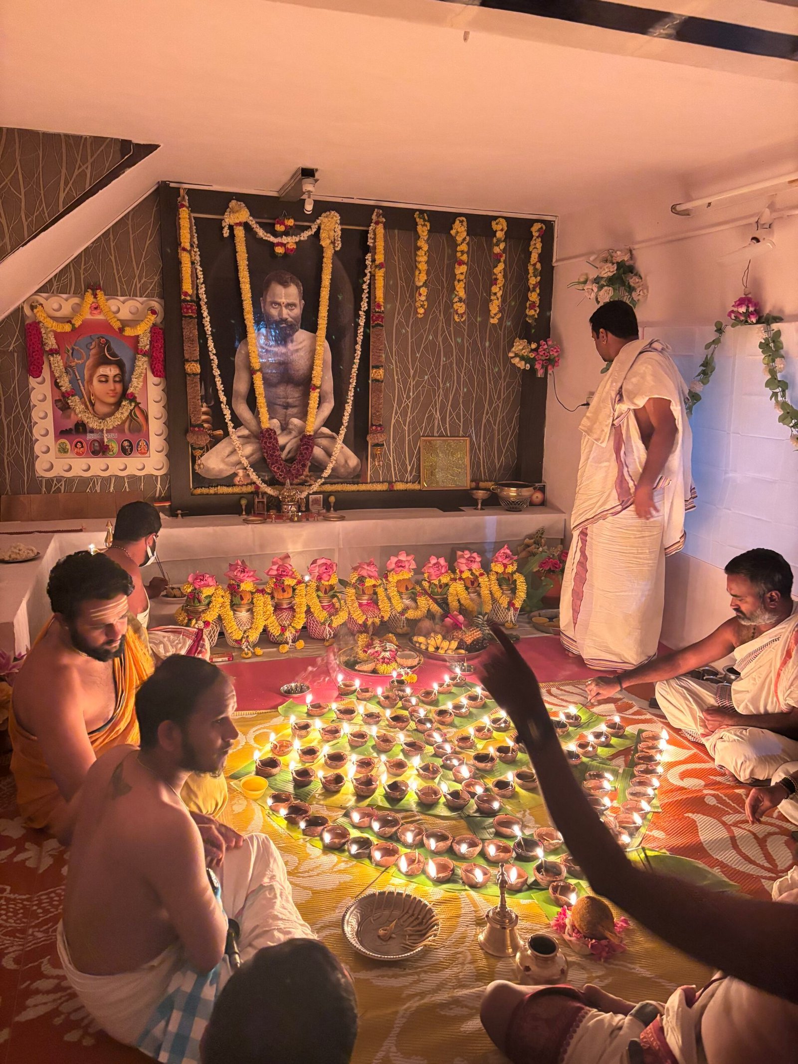 Guru Pooja at Sri Sarguru Ashramam, Manihatty